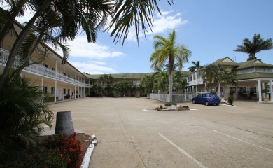 Colonial Rose Motel