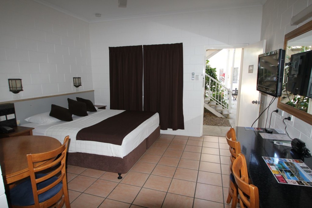 Colonial Rose Motel – Accommodation